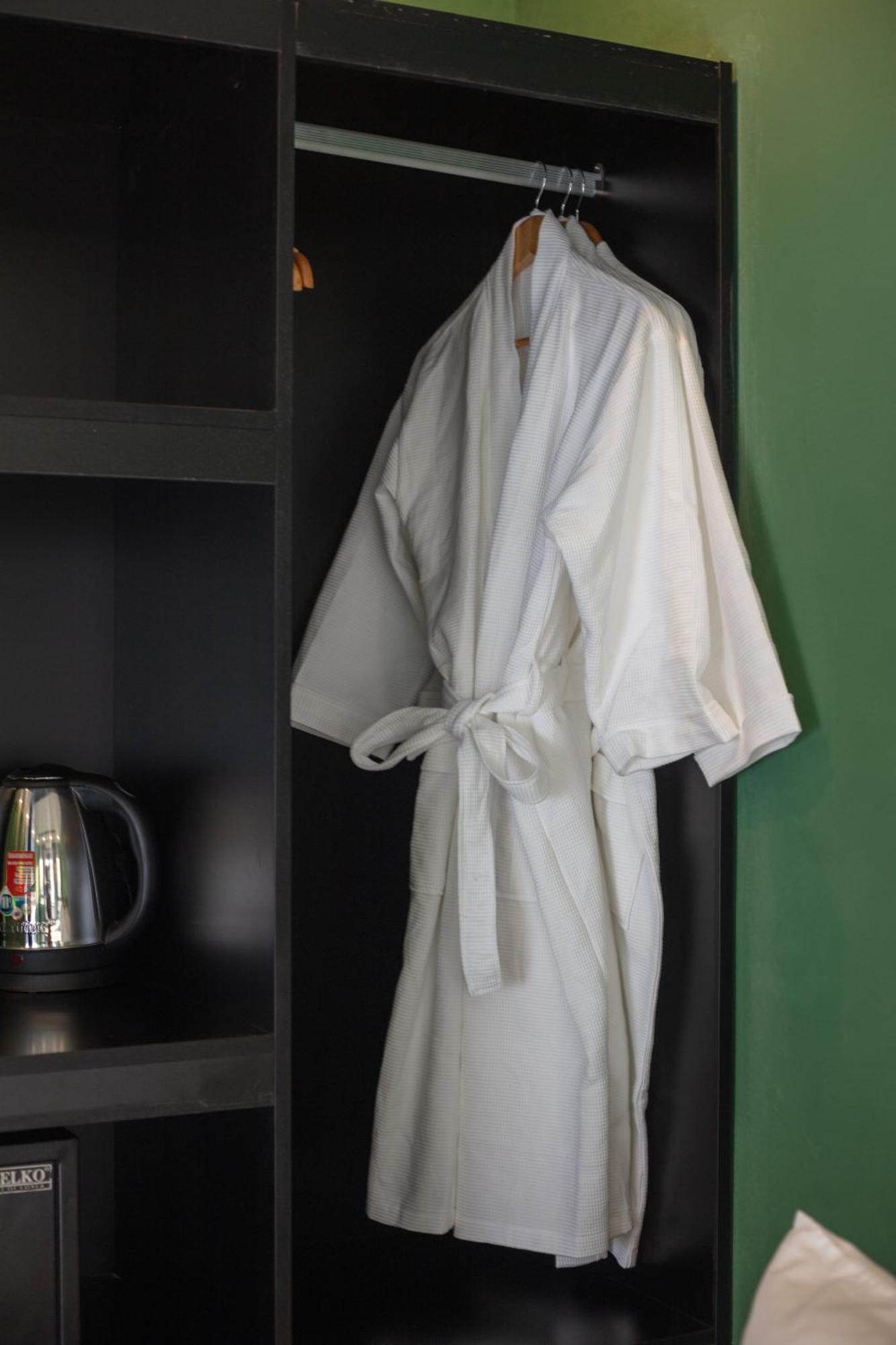Madelise Adora Hotel & Travel Hanoi Dış mekan fotoğraf