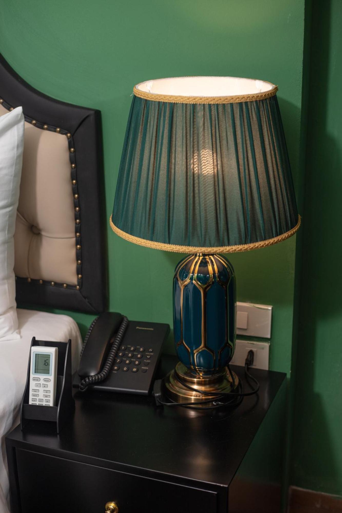 Madelise Adora Hotel & Travel Hanoi Dış mekan fotoğraf