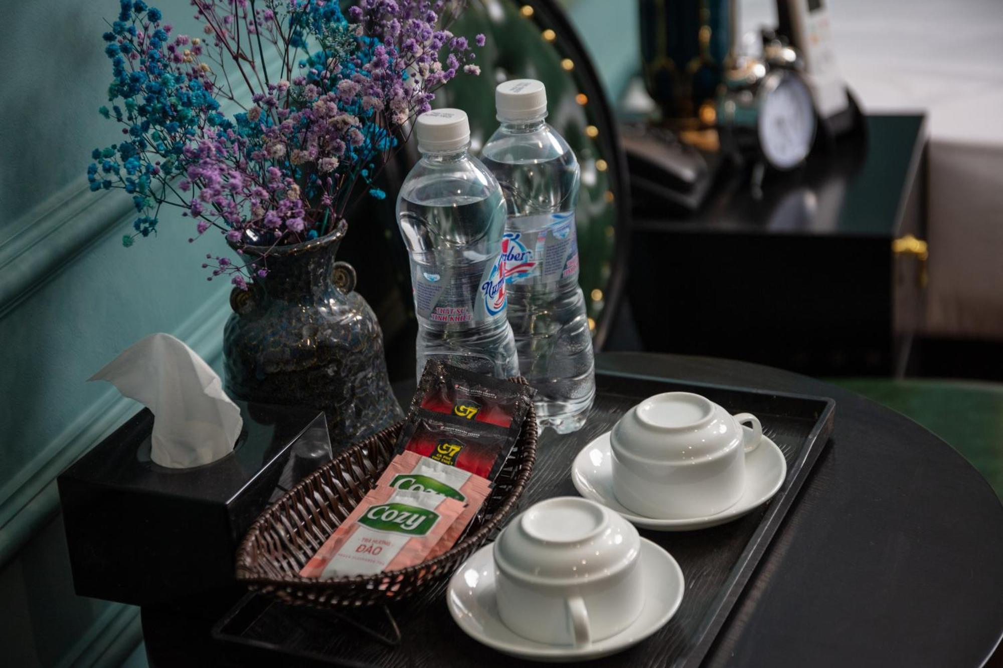 Madelise Adora Hotel & Travel Hanoi Dış mekan fotoğraf
