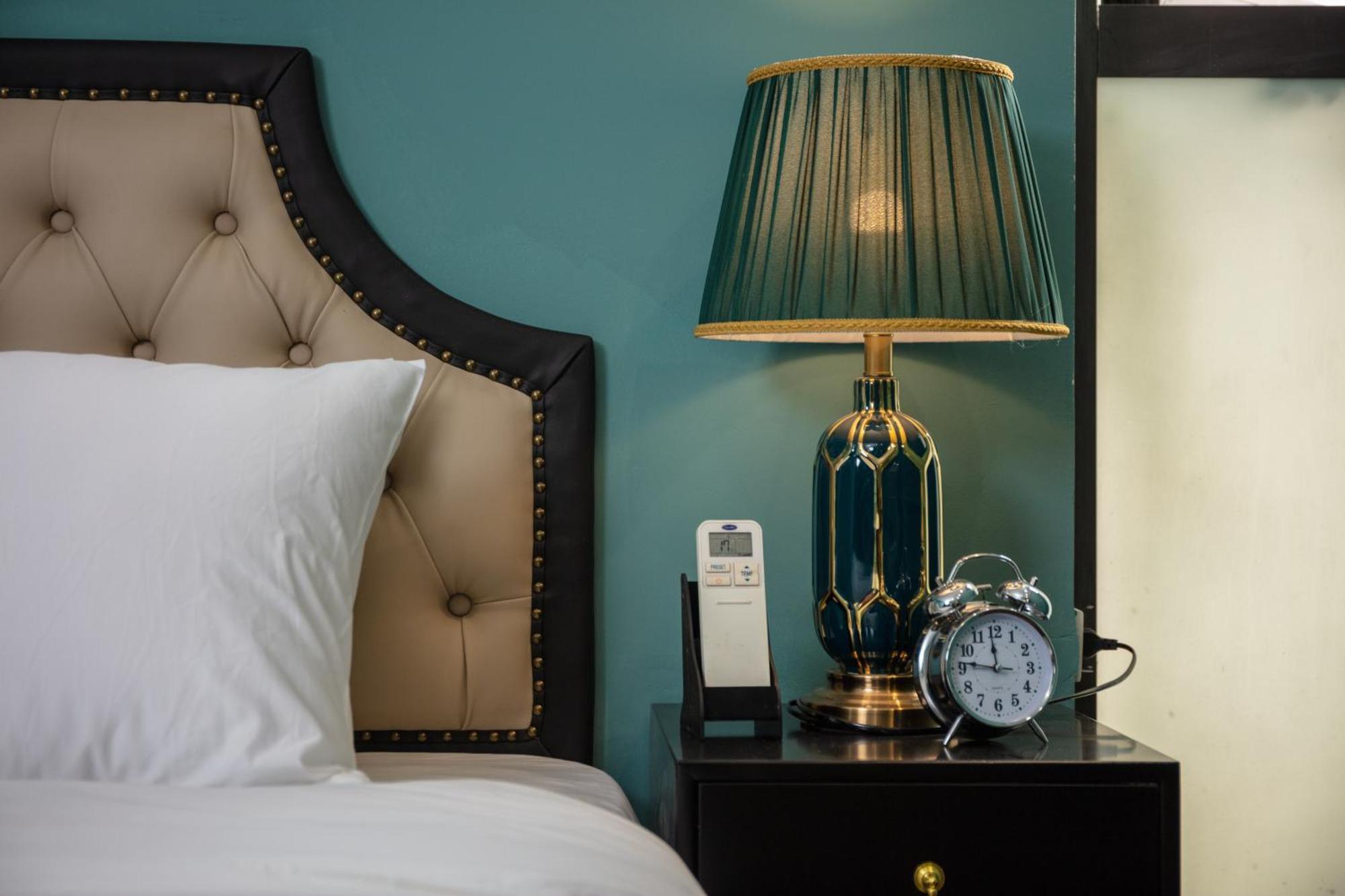 Madelise Adora Hotel & Travel Hanoi Dış mekan fotoğraf