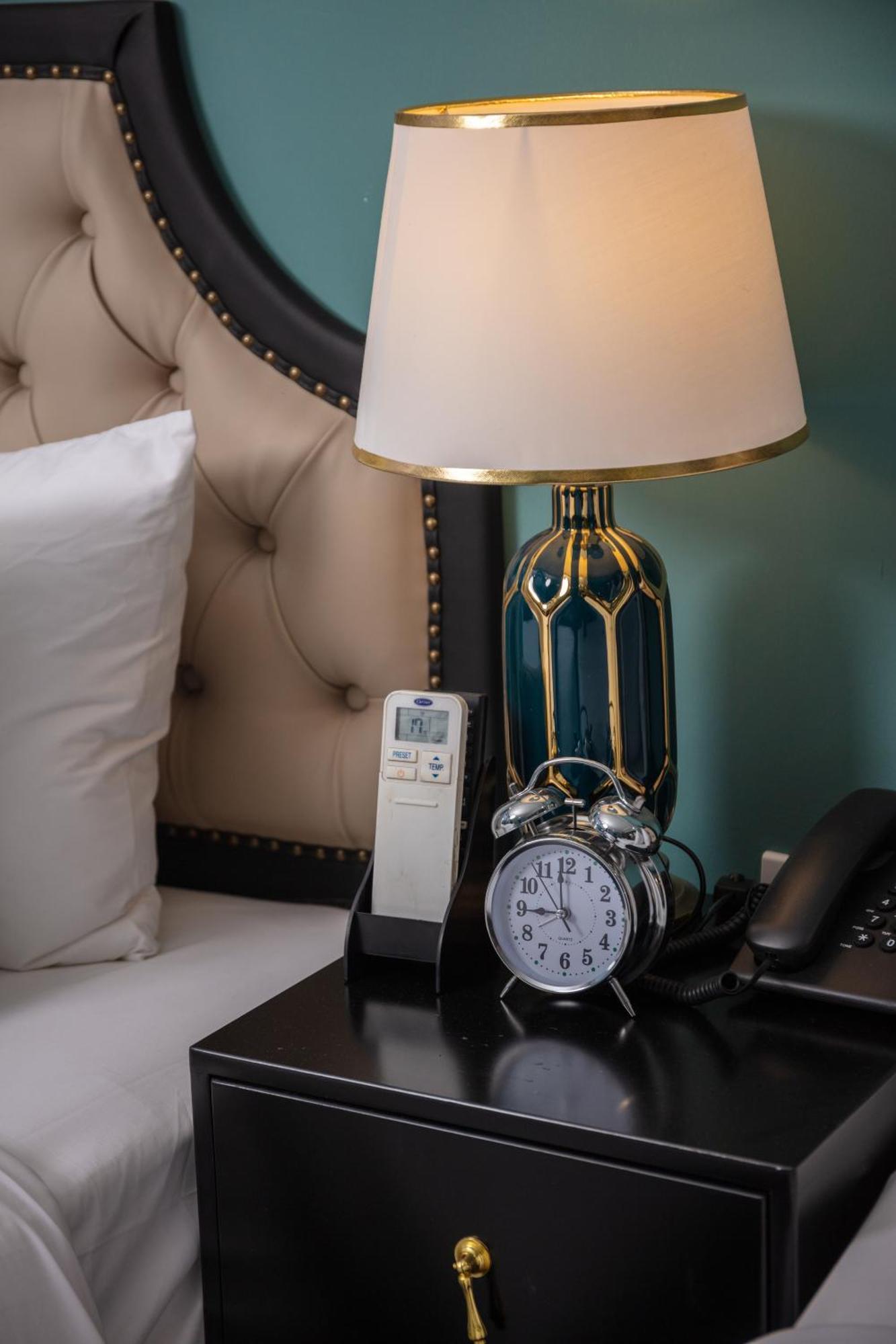 Madelise Adora Hotel & Travel Hanoi Dış mekan fotoğraf